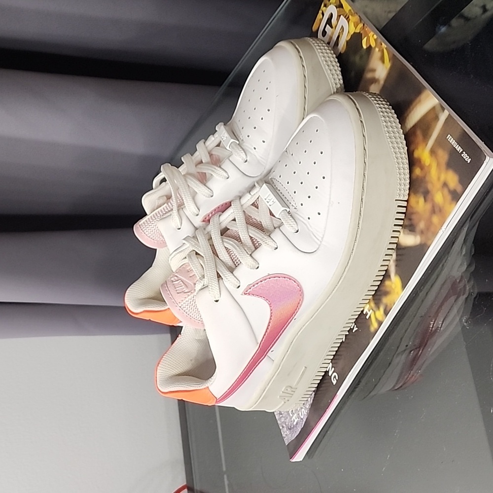 Nike Air Force 1 Sage Low White Pink